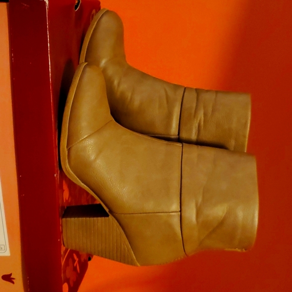 SO Shoes - So booties